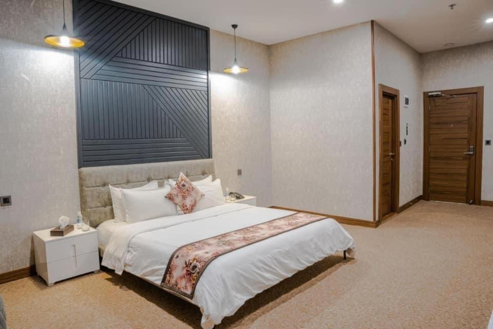 Move Npic Zenat Al Hayat Hotel Basra Bagian luar foto